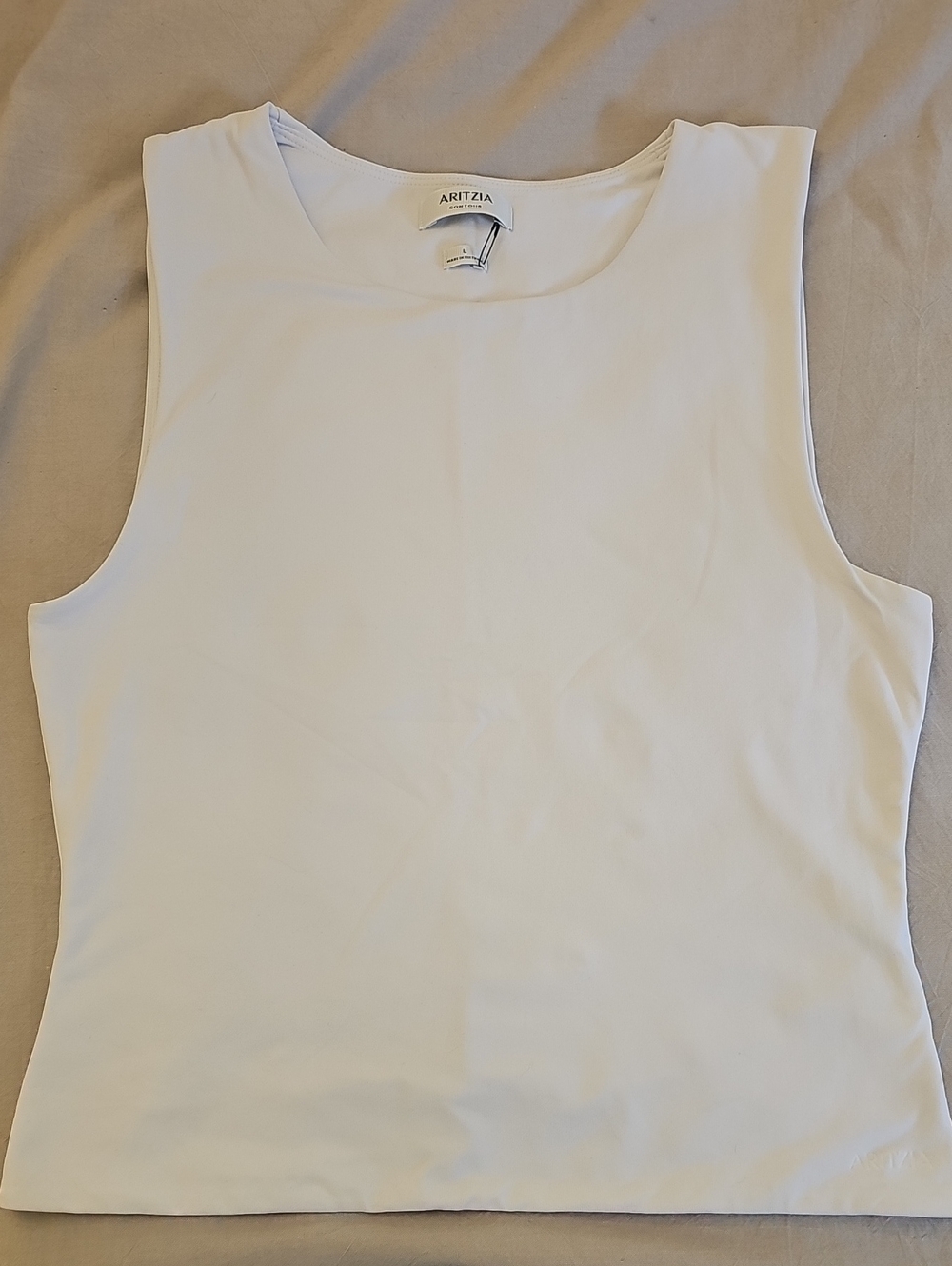 Aritzia White Scoop Neck Tank Top